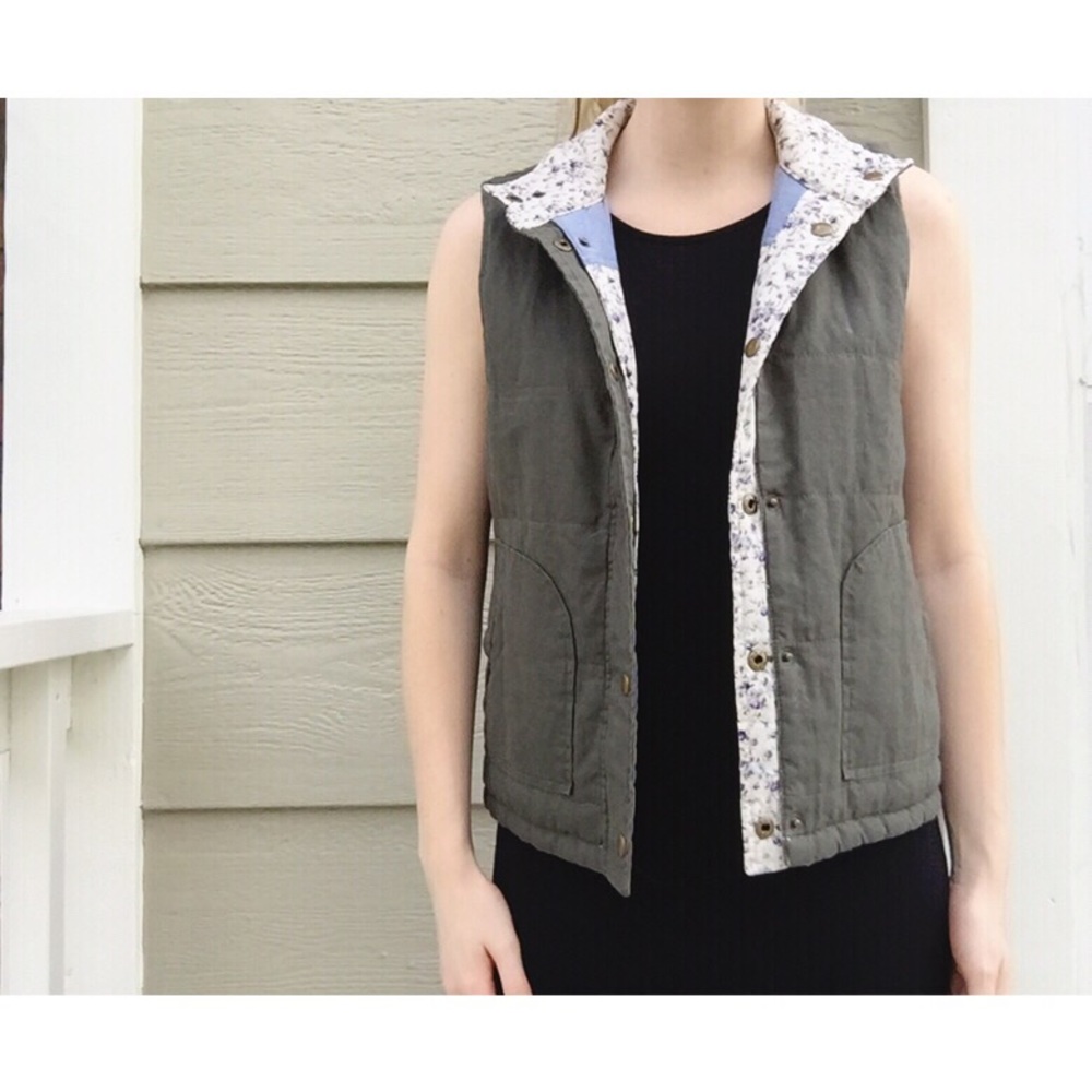 Element reversible green floral winter fall vest small - Picture 3 of 5